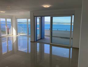 Thumbnail von Modernes Penthouse mit Panorama-Meerblick