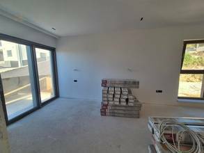 Thumbnail von Neubau-Villa mit Swimmingpool und Panorama-Meerblick