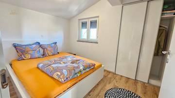 Thumbnail von Dachgeschosswohnung in ruhiger Lage mit schönem Meerblick