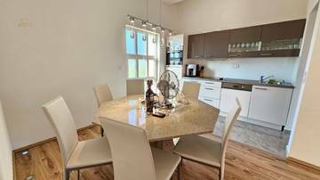 Thumbnail von Dachgeschosswohnung in ruhiger Lage mit schönem Meerblick