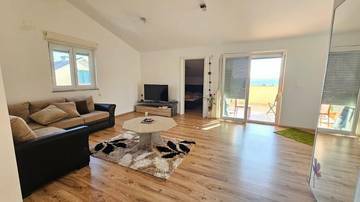 Thumbnail von Dachgeschosswohnung in ruhiger Lage mit schönem Meerblick