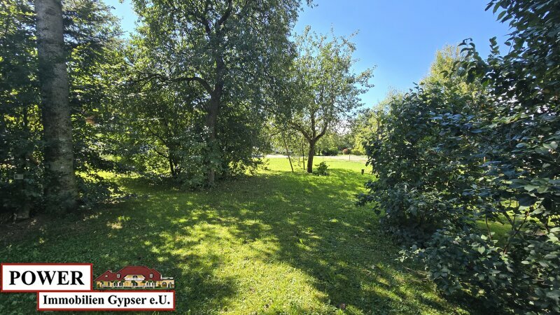 Thumbnail von Attraktives Baugrundstück für Ihr Eigenheim oder als Geldparkplatz !