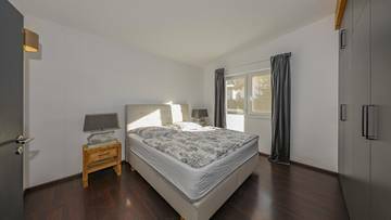 Thumbnail von Exklusive Haushälfte mit Bergblick in sonniger Ruhelage