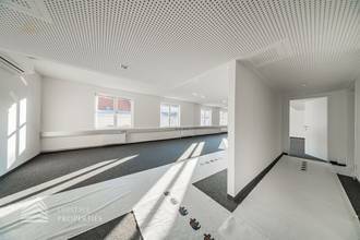 Thumbnail von Erstbezug! Geräumiges 4-Zimmer Büro in Toplage