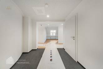 Thumbnail von Erstbezug! Renoviertes 6-Zimmer Büro in Toplage