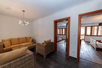 Thumbnail von Gepflegtes Haus mit Nebengebäude und Pool