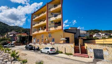 Thumbnail von Immogold Sizilien SGS 25092 Marina di Caronia vier Zimmer Wohnung