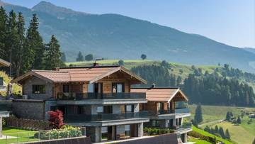 Thumbnail von Королевская резиденция в Кицбюльских Альпах © с местом для отдыха