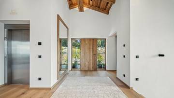 Thumbnail von Королевская резиденция в Кицбюльских Альпах © с местом для отдыха