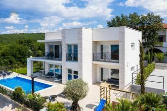 Thumbnail von Moderne Luxusvilla mit Pool und Meerblick