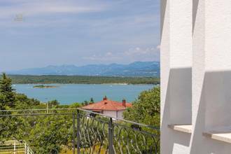 Thumbnail von Moderne Luxusvilla mit Pool und Meerblick