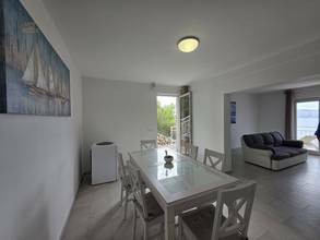 Thumbnail von Haus mit zwei Wohnungen und einem Studio