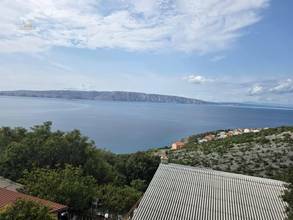 Thumbnail von Haus mit zwei Wohnungen und einem Studio