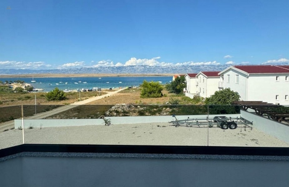 Thumbnail von Modernes Haus nahe dem Meer