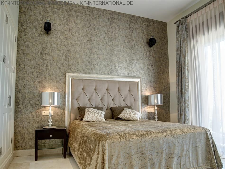 Thumbnail von ***Moderne Architektur mit Panoramablick auf das Meer und die Berge***