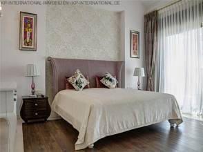 Thumbnail von ***Moderne Architektur mit Panoramablick auf das Meer und die Berge***