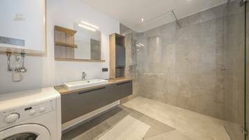 Thumbnail von Hochwertig sanierte Wohnung mit außergewöhnlichem Raumgefühl