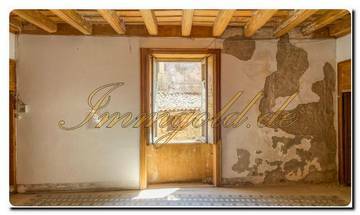 Thumbnail von Immogold Sizilien. Instaurieren sie das sizilianische Palazzo mit Innenhof und Kirche