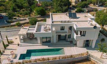 Thumbnail von Moderne State-of-the-Art Villa nahe dem Strand