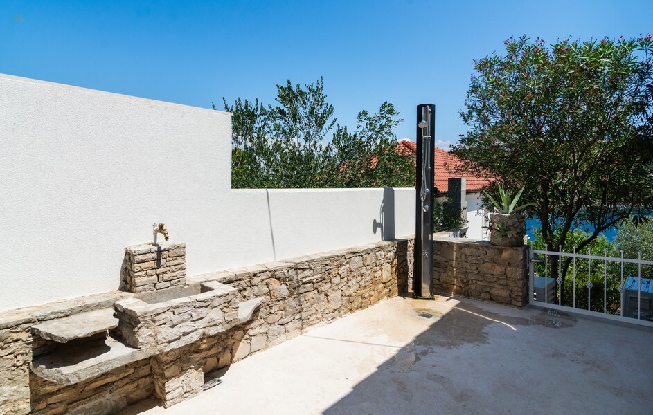 Thumbnail von Mediterranes Haus in der 1. Reihe zum Meer