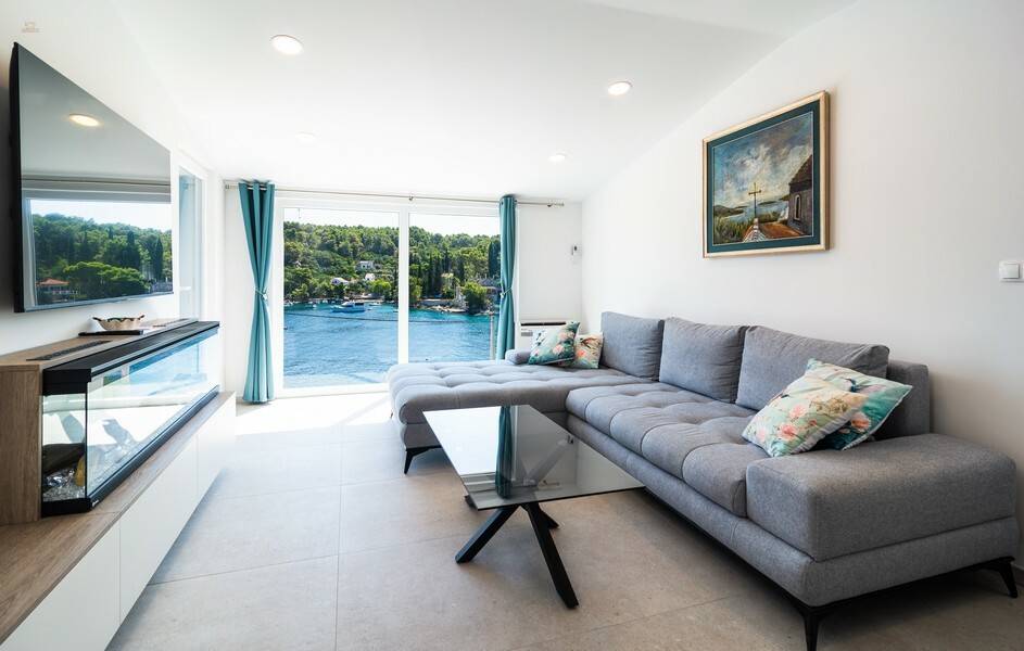 Thumbnail von Mediterranes Haus in der 1. Reihe zum Meer