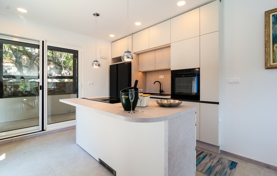 Thumbnail von Mediterranes Haus in der 1. Reihe zum Meer