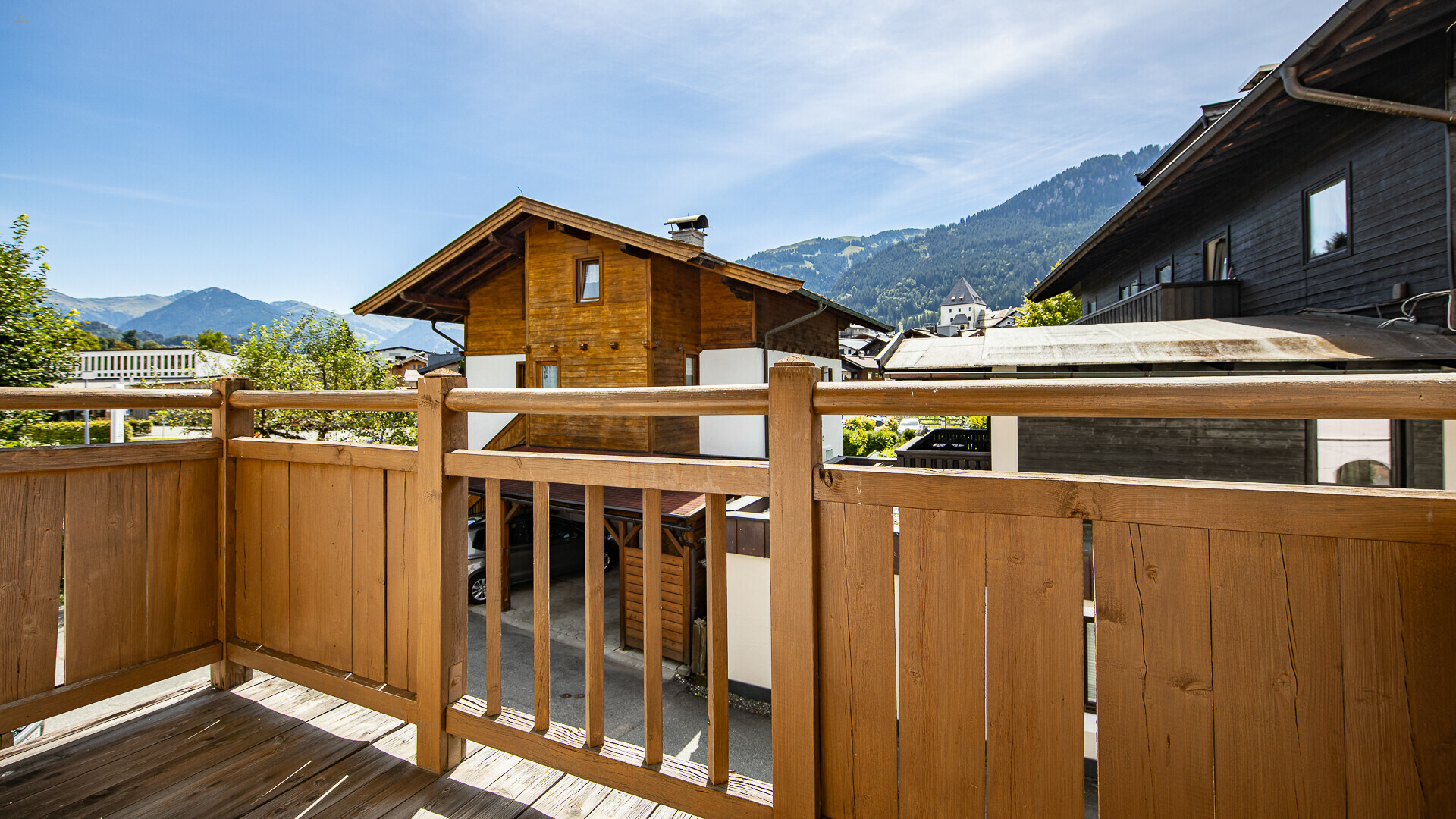 Thumbnail von Großzügige Wohnung mit schönem Ausblick in Zentrumslage