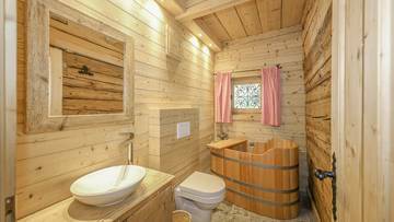 Thumbnail von Exklusives Bauernhaus mit Freizeitwohnsitz