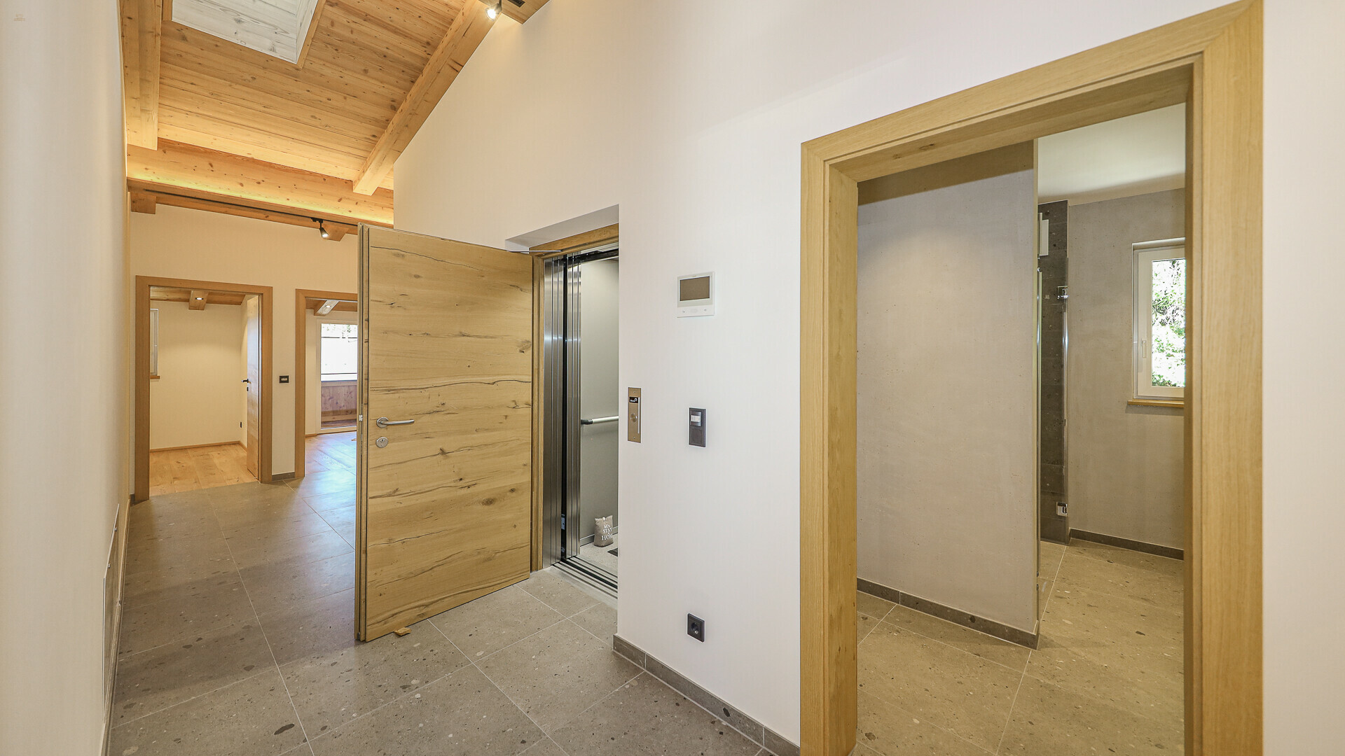 Thumbnail von Neubau-Penthouse mit Panorama-Ausblick in sonniger Lage