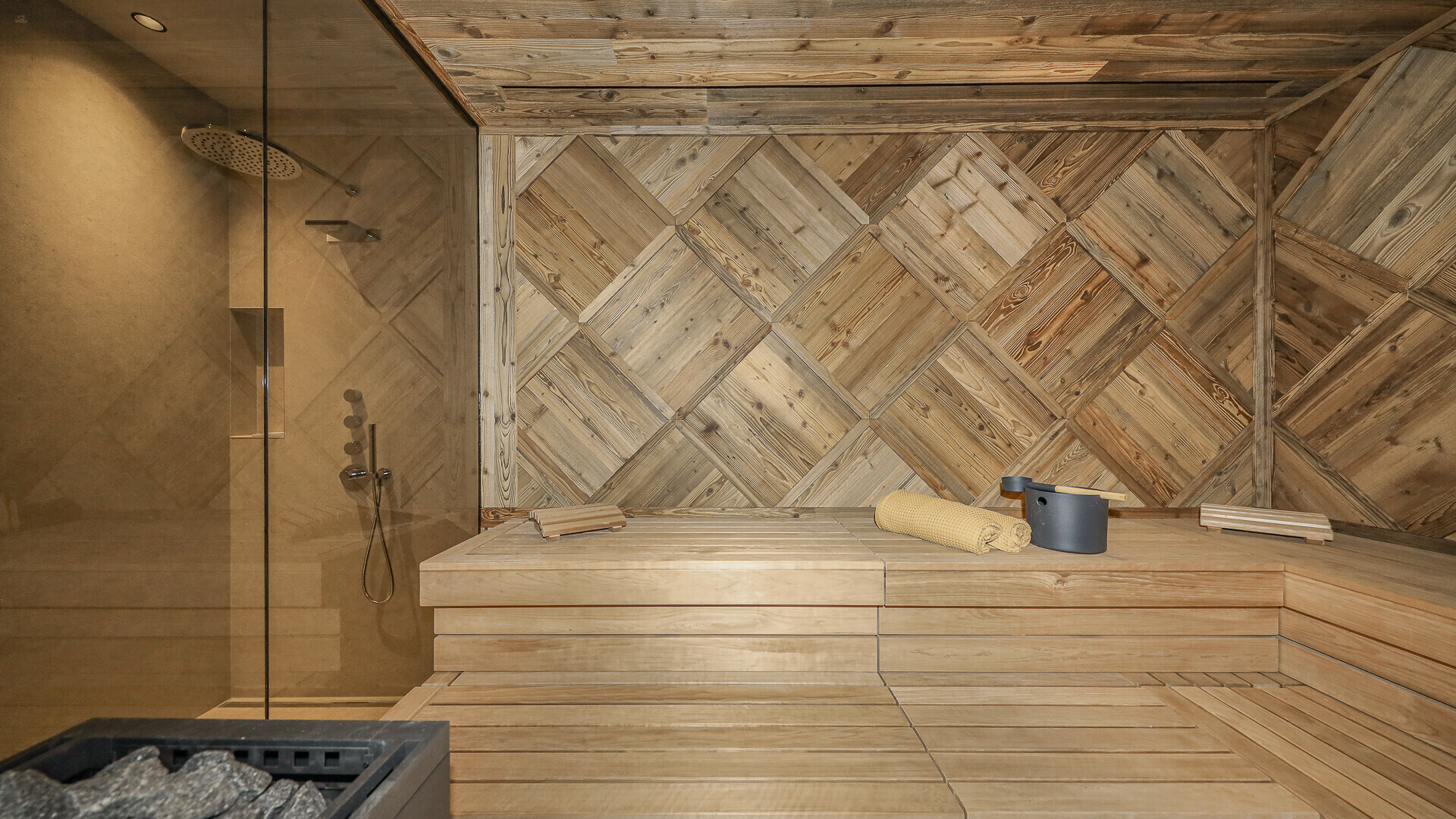 Thumbnail von Luxuriöse Gartenwohnung mit eigenem Wellnessbereich