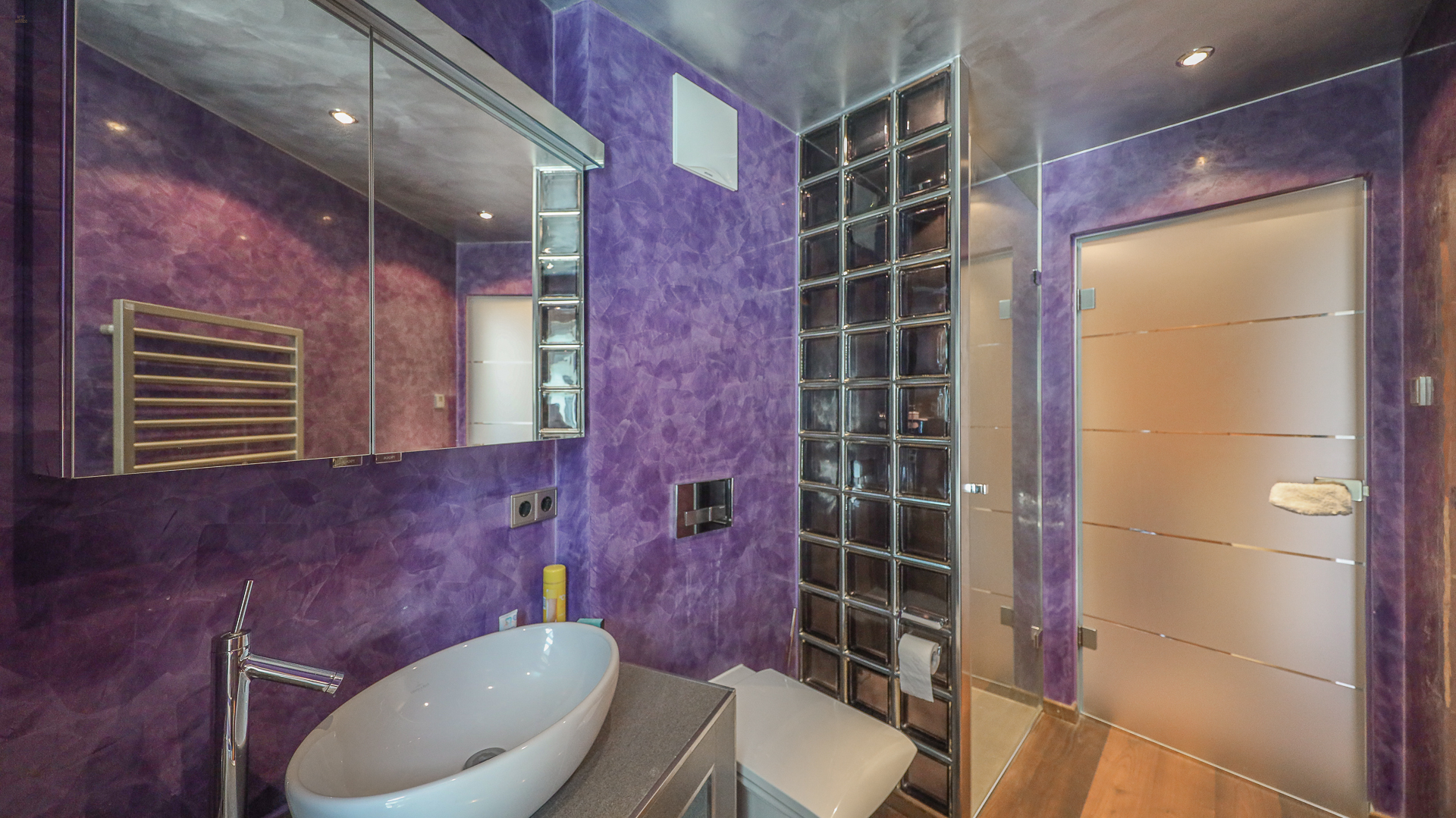 Thumbnail von Luxuriöses Anwesen mit Indoorpool in Toplage