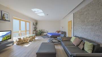 Thumbnail von Luxuriöses Anwesen mit Indoorpool in Toplage