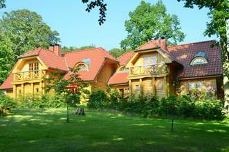 Thumbnail von Holz trifft Hochufer: 4 strandnahe Wohneinheiten - Meeresrauschen gratis!