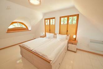 Thumbnail von Holz trifft Hochufer: 4 strandnahe Wohneinheiten - Meeresrauschen gratis!