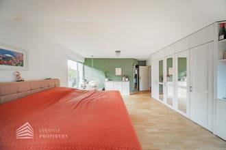 Thumbnail von Luxuriöse Villa im Wienerwald – Beheizter Salzwasserpool, Gartenparadies & Premium-Parkmöglichkeiten