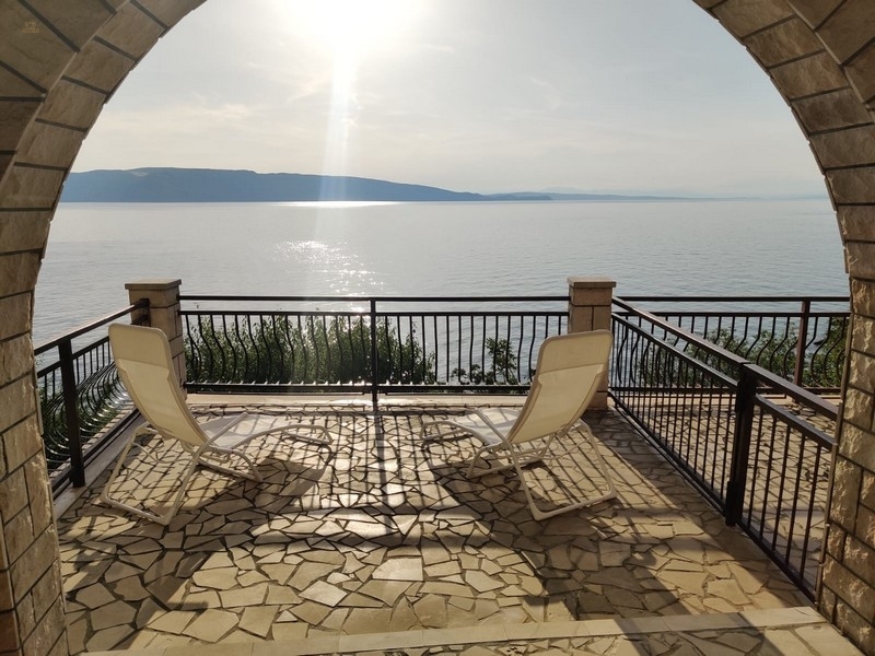 Thumbnail von Möblierte Wohnung in traumhafter Lage direkt am Meeresufer