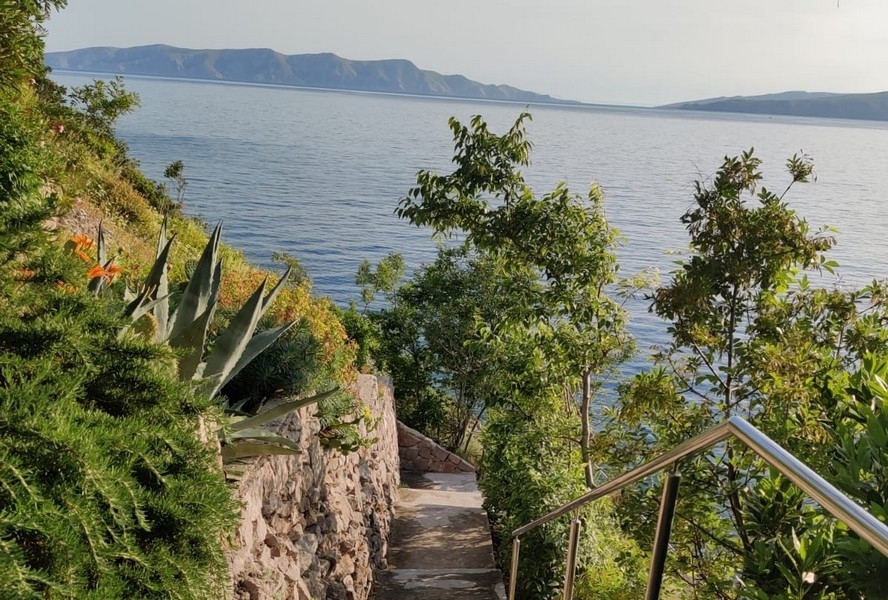 Thumbnail von Möblierte Wohnung in traumhafter Lage direkt am Meeresufer