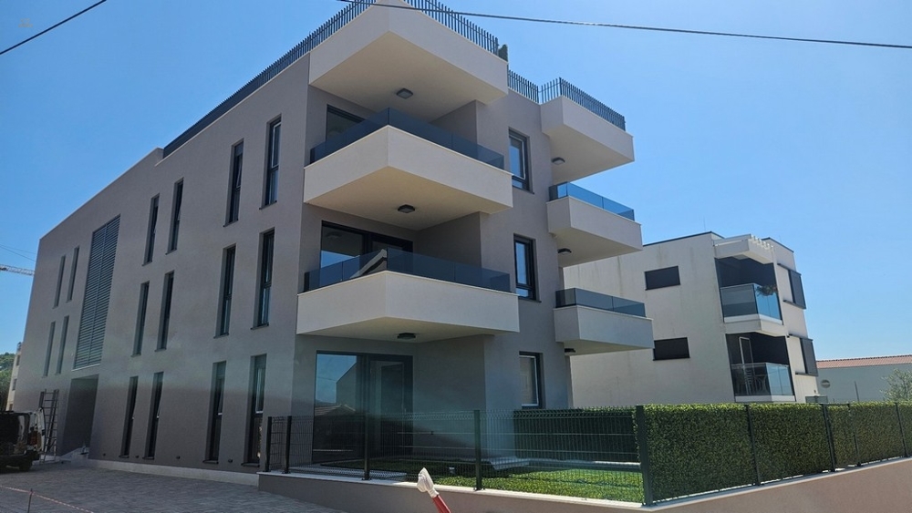 Moderne Appartements im Neubau nahe dem Meer