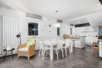 Thumbnail von Modernes Familienhaus mit wunderschönem Blick auf das Meer, Region Karlobag