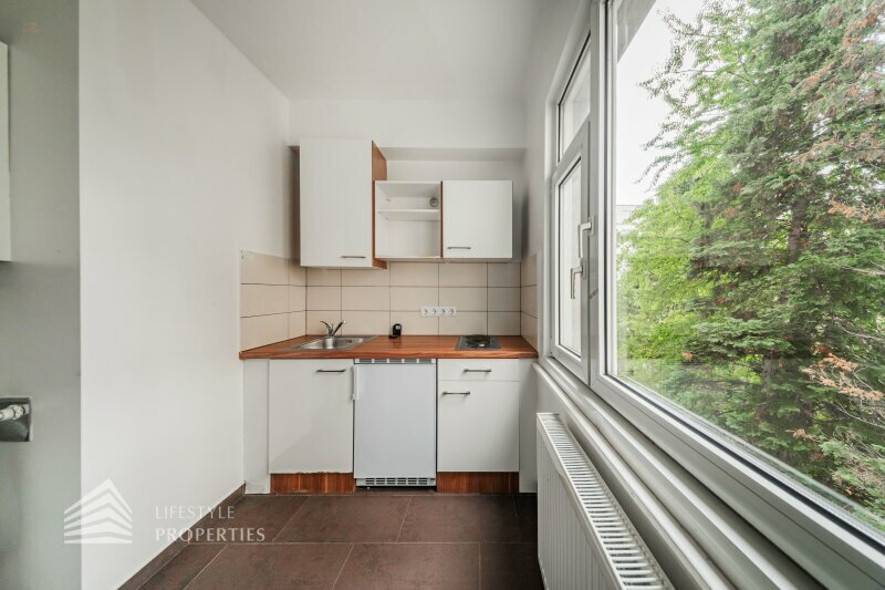 Thumbnail von Helle Garconniere, Nähe Meiselmarkt