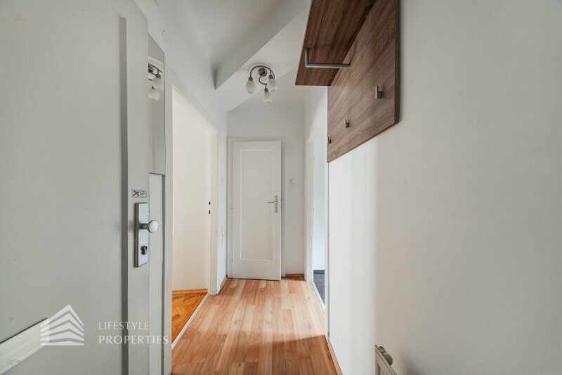 Thumbnail von Helle Garconniere, Nähe Meiselmarkt