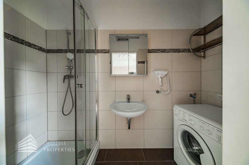 Thumbnail von Helle Garconniere, Nähe Meiselmarkt