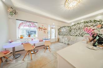 Thumbnail von Tam donanımlı kafe-pastane - Fransız cazibesi ve canlı bir konumda işletmeye hazır