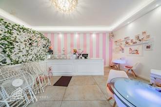 Thumbnail von Tam donanımlı kafe-pastane - Fransız cazibesi ve canlı bir konumda işletmeye hazır