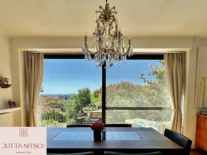 Exquisites Terrassenhaus mit max. 3 Wohneinheiten in Eisenstadt, separates Baugrundstück – Ihr neues Zuhause mit Traumgarten, Naturpool und Weitblick!