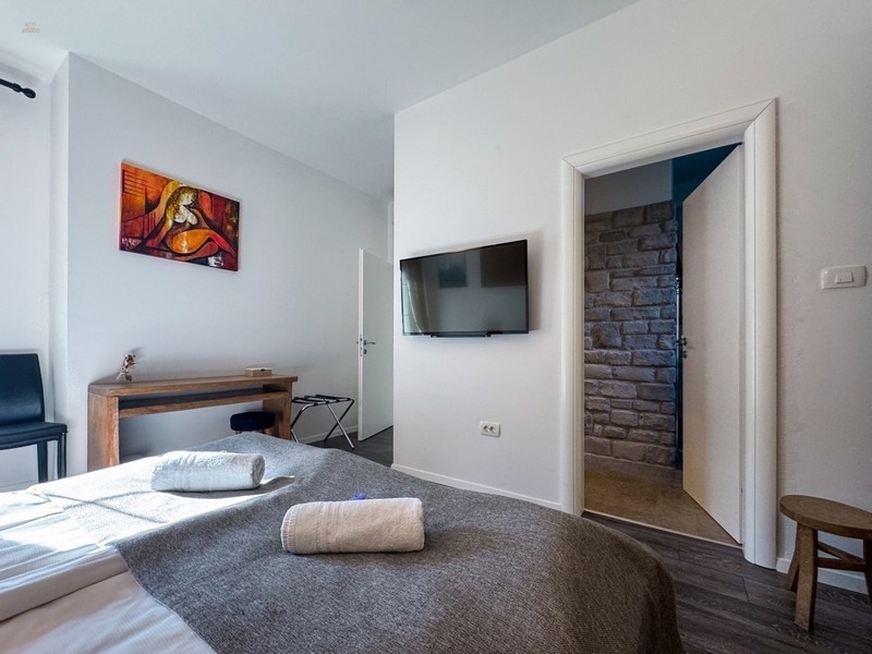 Thumbnail von Villa mit Swimmingpool in ruhiger Lage, Region Labin