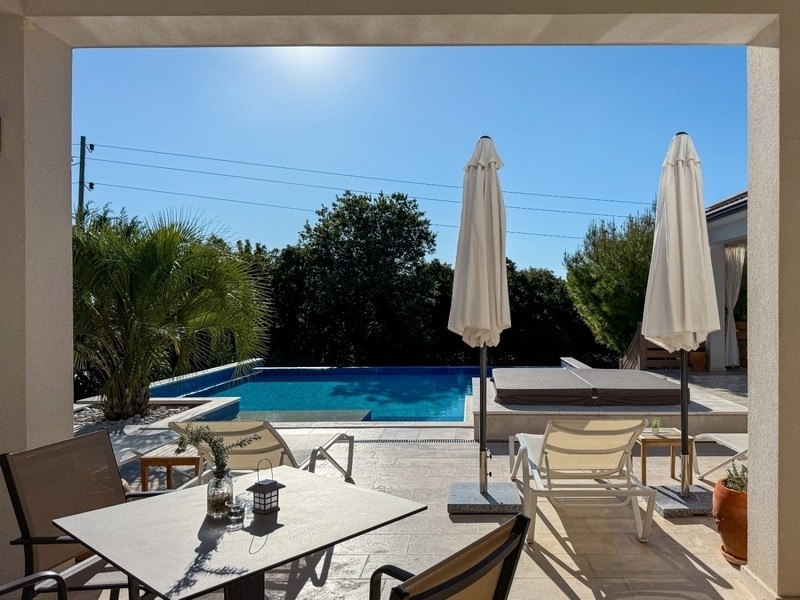 Thumbnail von Villa mit Swimmingpool in ruhiger Lage, Region Labin