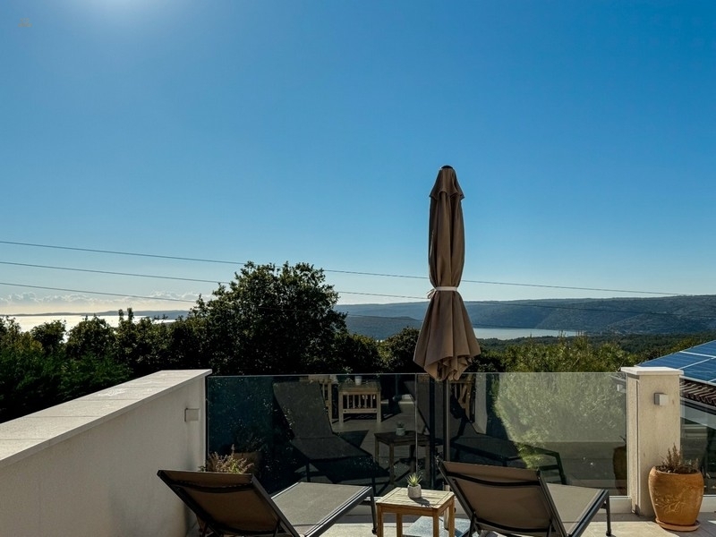 Thumbnail von Villa mit Swimmingpool in ruhiger Lage, Region Labin