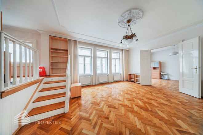 Charmante 3-Zimmer Altbauwohnung mit Loggia, Nähe Volksoper