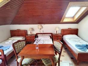 Thumbnail von Pension mit Restaurant nahe dem Meer